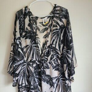Sanctuary XL Blouse top 3/4 Sleeve Polyester Lightweight Black White V-neck